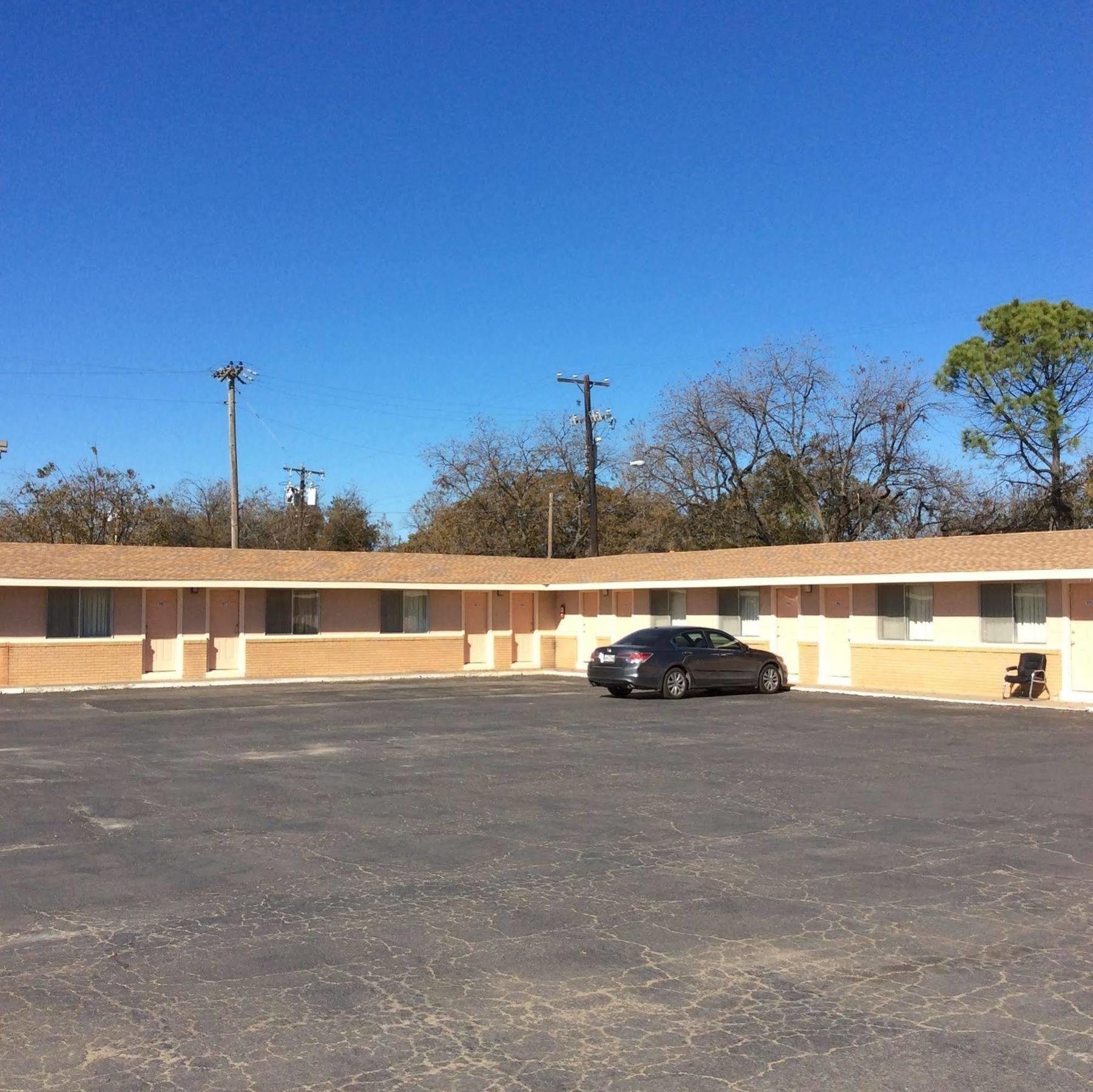 Regency Inn Comanche Exterior foto